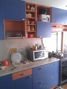 Б У Кухня Синяя с Оранжевым Красивая Удобная Взаимо заменяемая #1296578