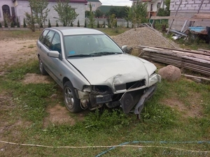 Volvo V40 97г. аварийное на ходу #1312048