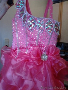 платье праздничное   эффектное кораловое блестящее #1350501