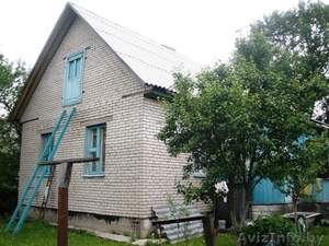 Дом в Заславле.15 соток,  огорожен,  обработан. 95кв.м.4 комнаты, кухня, 2 входа. #1406301