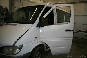 Передняя дверь мерседес спринтер стеклопластик #1450230