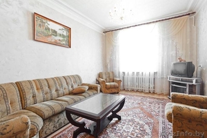 Двухкомнатная квартира,  Городской Вал улица(Немига) #1485150