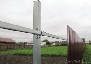 Забор из профнастила с оцинкованными столбами Забор или штакетника с оцинкованны #1484592