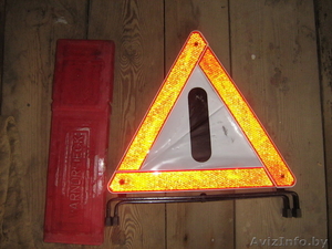 Знак аварийной остановки (Мерседес) в пенале #1494752