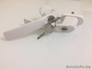 Ручка с ключом на окна. Защита от детей.  #1508677