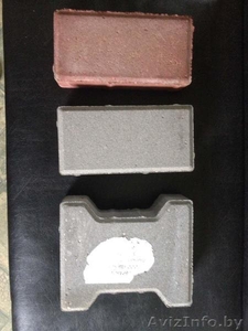 тротуарная плитка разной формы и цветов,  бордюрный камень разных цветов #1513428