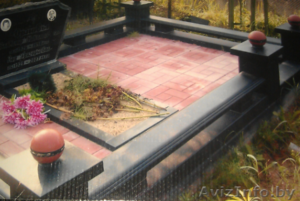 Светлое ритуальное благоустройство  из искусственного мрамора #1545700