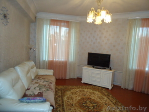 . 5-комн. Ленина,  2/4к,  127/80/14,  с/разд,  окн.ПВХ,  потол.3м,  хорош.сост  #1613279