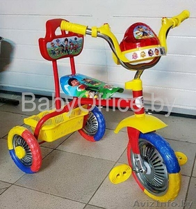 Велосипед 3-х колесный,  колеса 10 и 8 дюймов,  муз #1620903