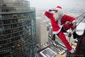 Эксклюзив 2019 – Дед Мороз в окно #1641437