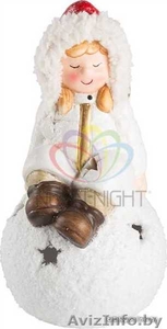 Керамическая фигурка Снегурочка на шаре 9-8-16 см #1642524