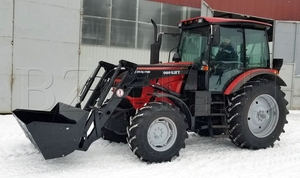 Фронтальный погрузчик на трактор 