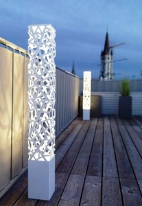 Светильник  уличный из металла 2000х300х300 #1655225