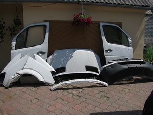 Мерседес Спринтер (кузовные автозапчасти) #1654392