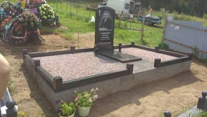 Венки и корзины: Разнообразие траурных венков и корзин.  #1664721