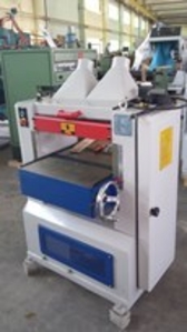 20-27-516 Рейсмусовый станок WOODLAND MACHINERY MB105H  (новый) #1678430