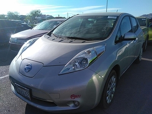 Серый Nissan Leaf S 2017 #1685162