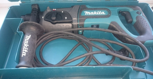 Перфоратор Makita HR 2475. Полный комплект. Чемодан. Хорошее состояние. #1685414