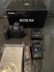 Nikon D810 DSLR, Sony PXW-X70 #1743414